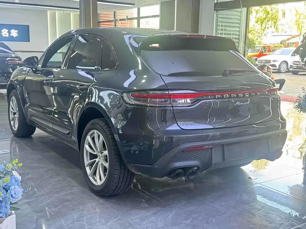 Porsche Macan — фото 10