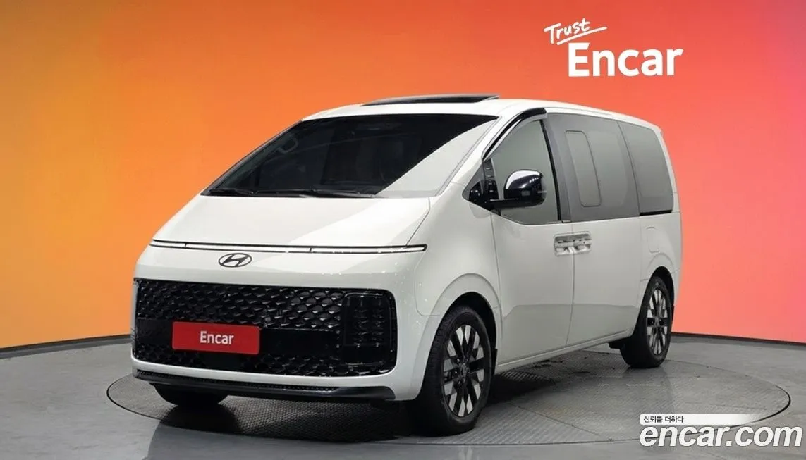 Hyundai Staria 2025 из KR, фото 1