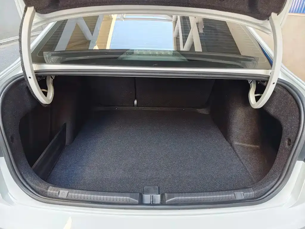 Volkswagen Bora 2022 из CN, фото 6