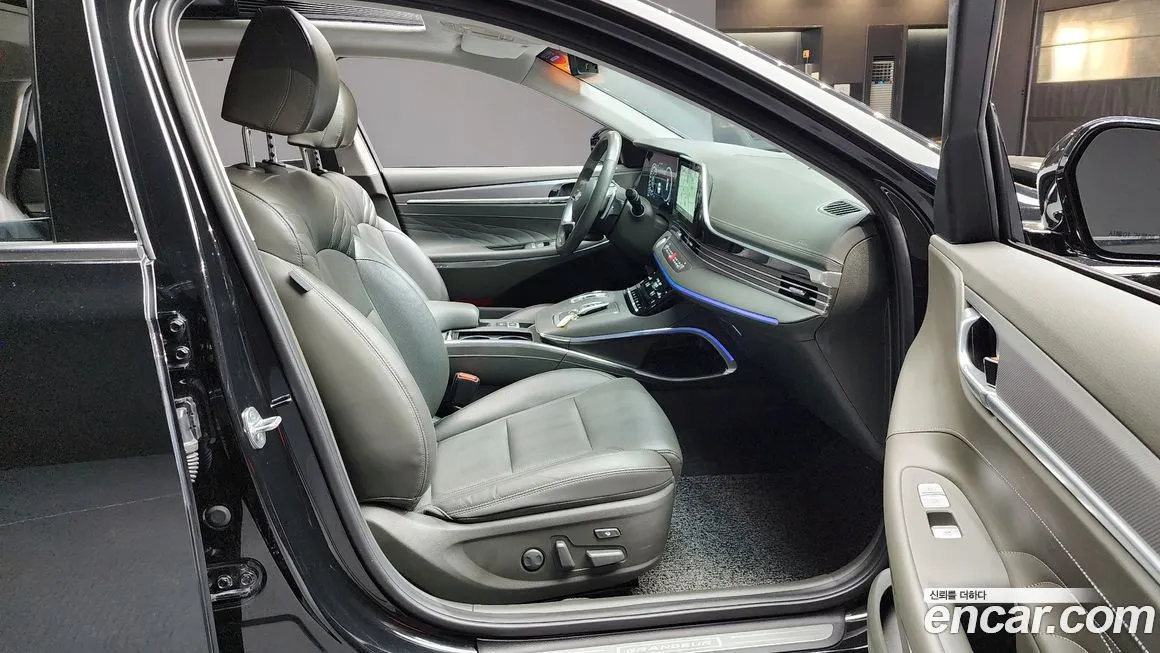 Hyundai Grandeur 2022 из KR, фото 8