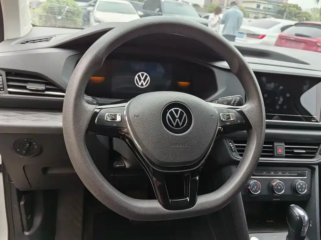 Volkswagen Tharu 2022 из CN, фото 2