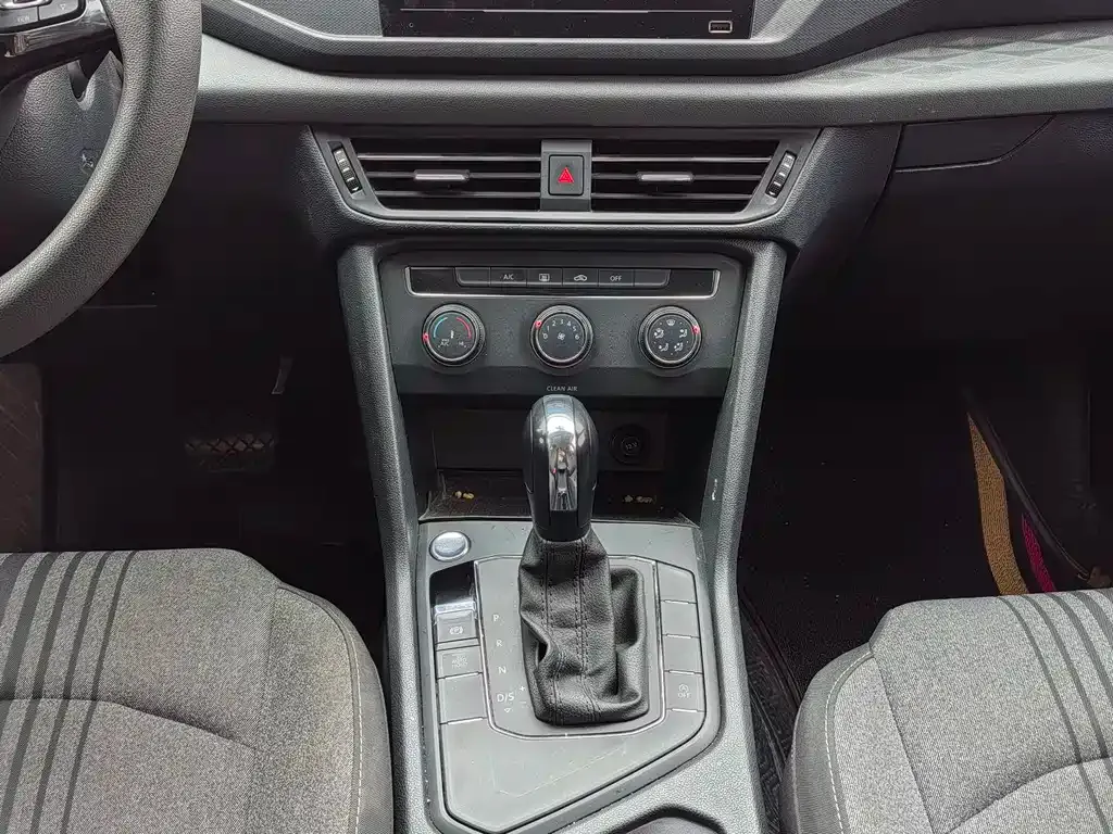 Volkswagen Tharu 2022 из CN, фото 7