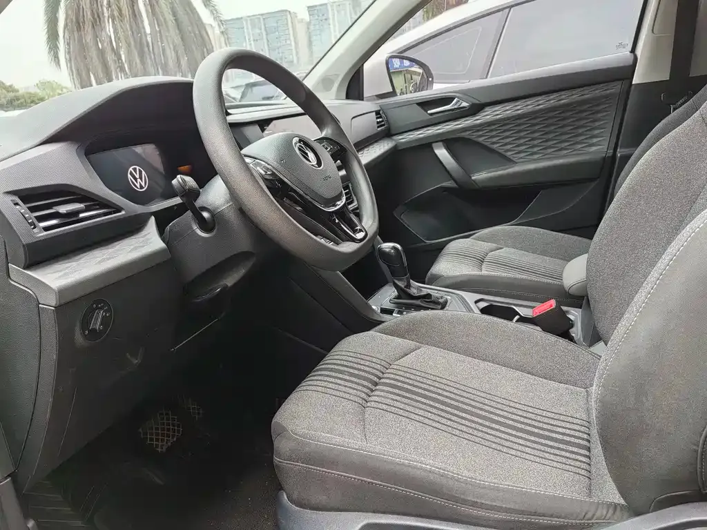 Volkswagen Tharu 2022 из CN, фото 8