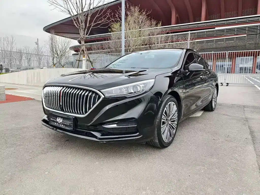 Hongqi H5 — фото 1