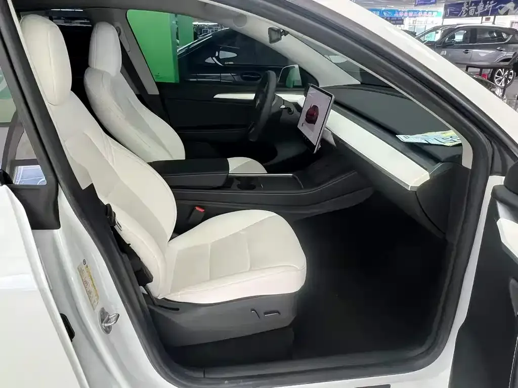 Tesla Model Y 2022 из CN, фото 7