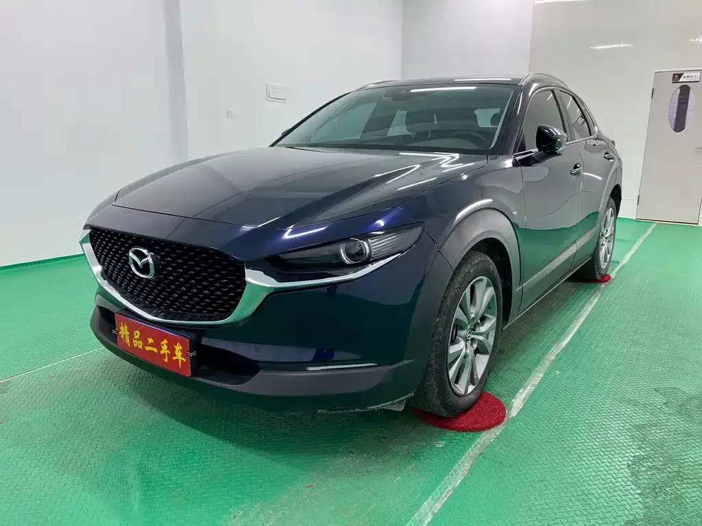 Mazda CX-30 — фото 1