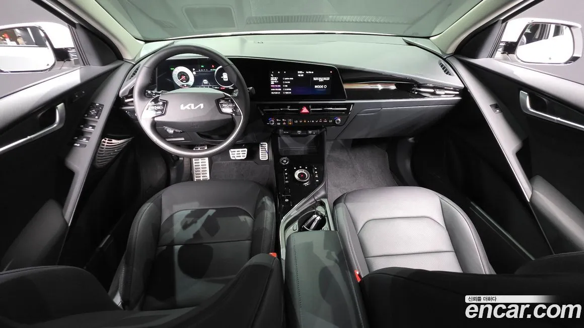 Kia Niro — фото 10