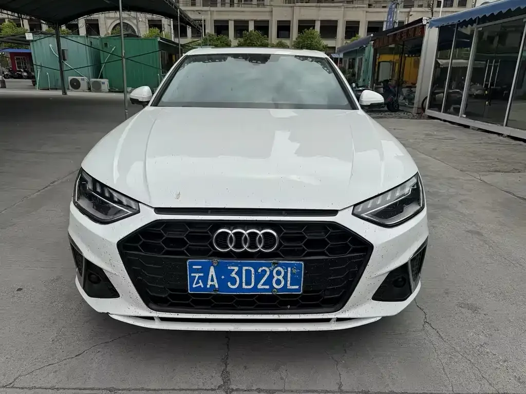 Audi A4L 2023 из CN, фото 5