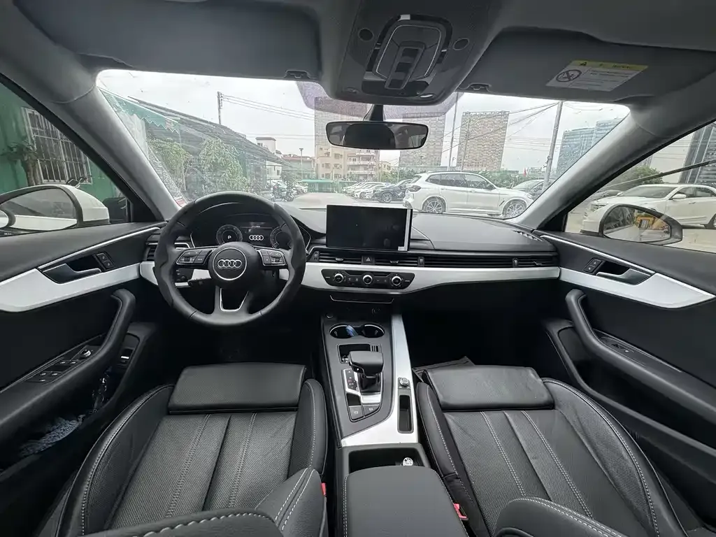 Audi A4L 2023 из CN, фото 8