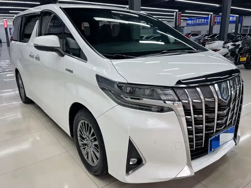 Toyota Alphard 2022 из CN, фото 3