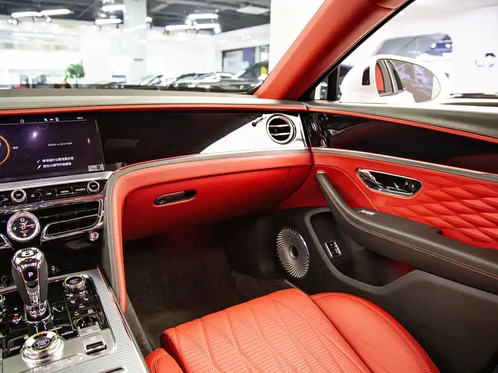 Bentley Flying Spur 2021 из CN, фото 6