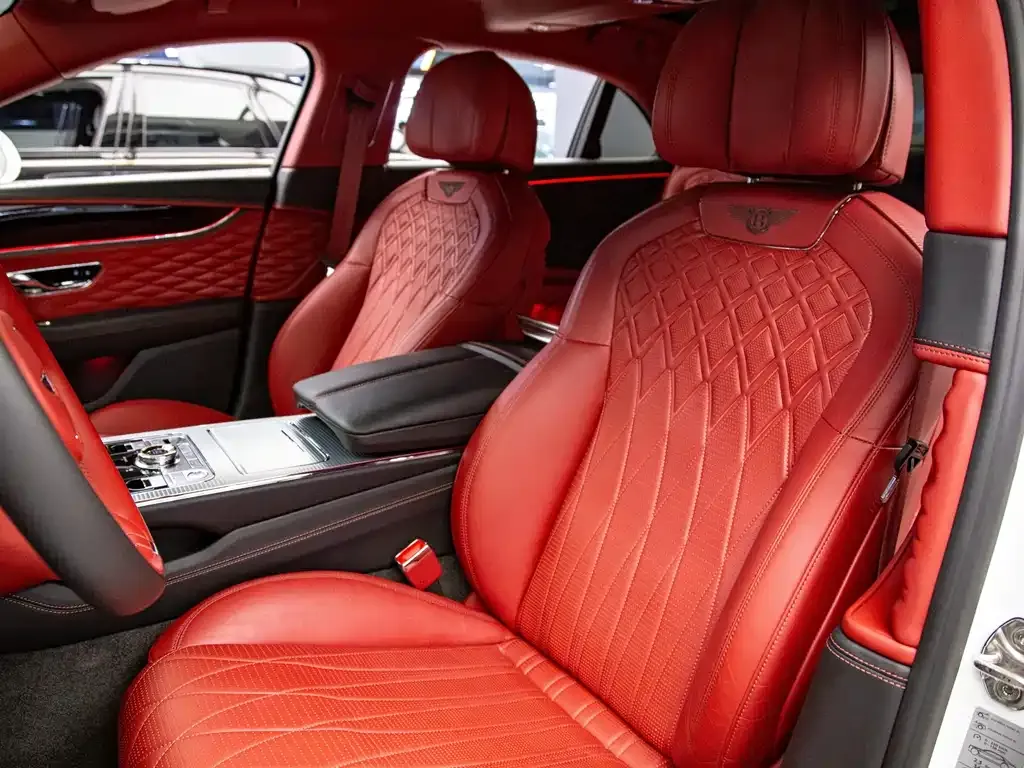 Bentley Flying Spur 2021 из CN, фото 5