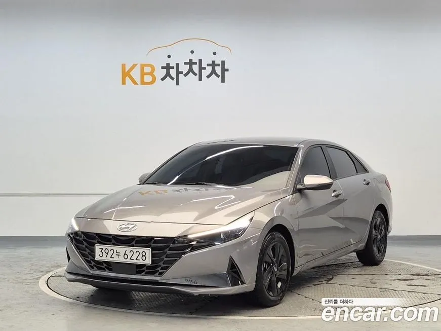 Hyundai AVANTE — фото 1
