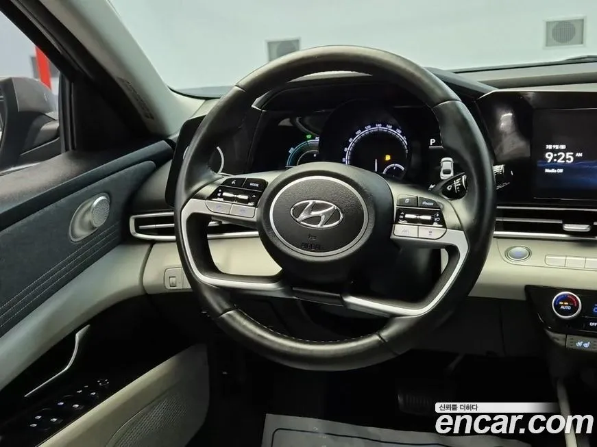 Hyundai AVANTE — фото 10