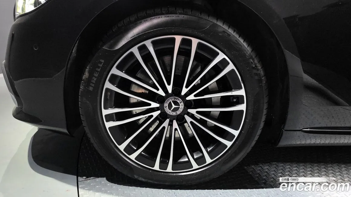 Mercedes-Benz S-Class 2025 из KR, фото 3