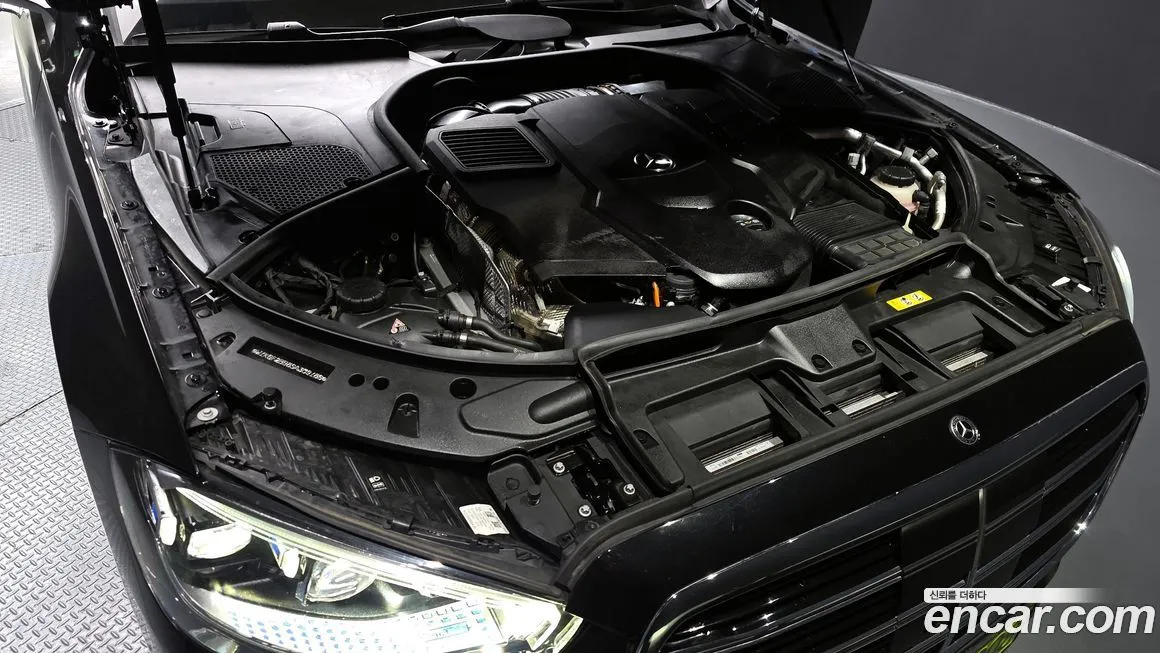 Mercedes-Benz S-Class 2025 из KR, фото 8