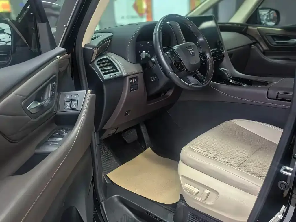 Toyota Vellfire 2024 из CN, фото 8