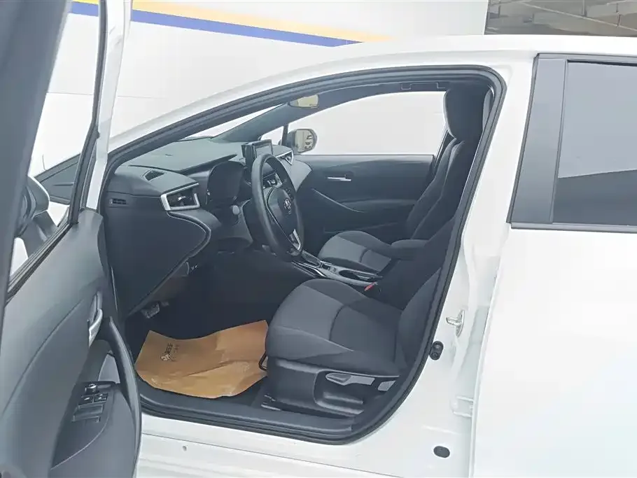 Toyota Levin 2024 из CN, фото 6
