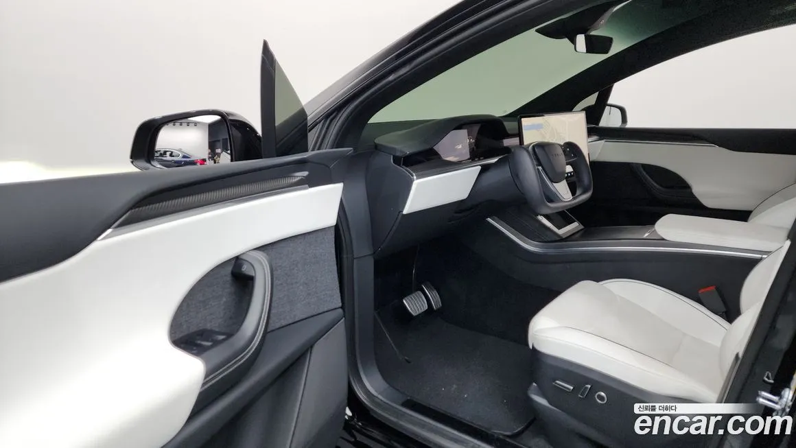 Tesla Model X 2023 из KR, фото 7
