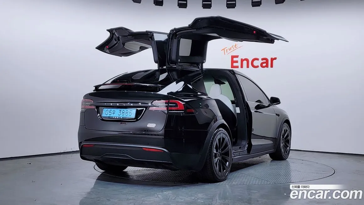 Tesla Model X 2023 из KR, фото 4