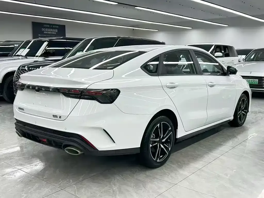 Geely Binrui — фото 8