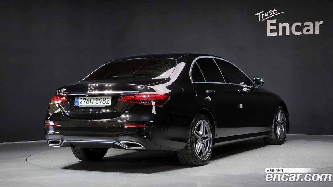 Mercedes-Benz E-Class 2023 из KR, фото 2