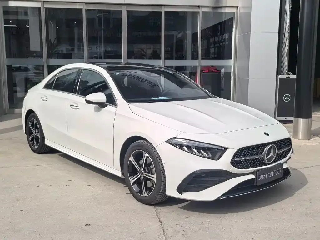 Mercedes-Benz A-Class — фото 2