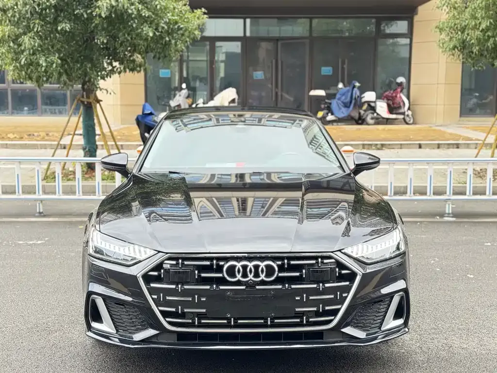 Audi A7L — фото 3