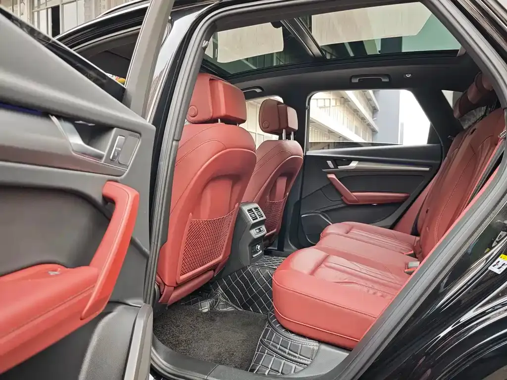 Audi Q5L 2023 из CN, фото 5