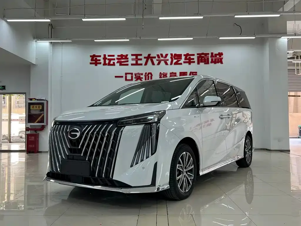 GAC Motor Trumpchi M8 — фото 1