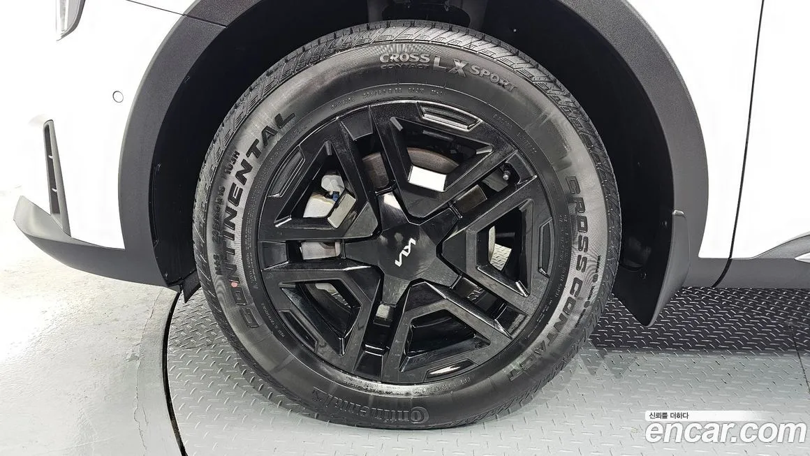 Kia Sorento — фото 10