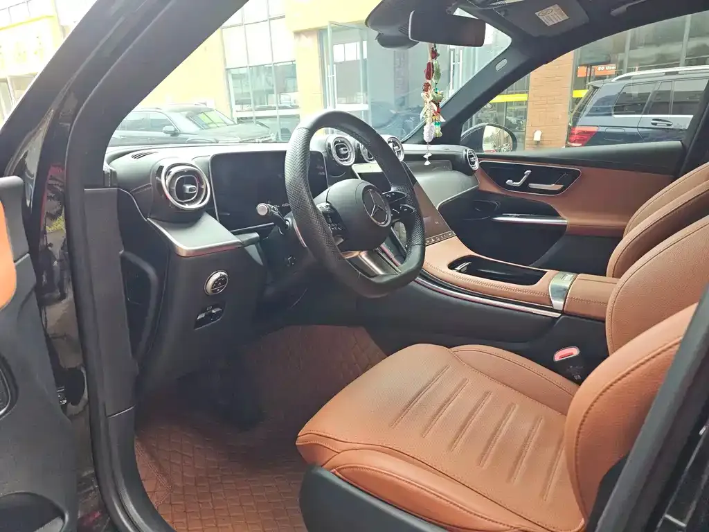 Mercedes-Benz GLC 2025 из CN, фото 2