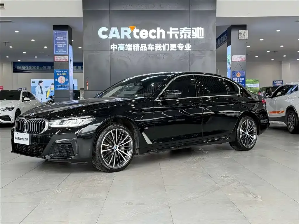 BMW 5 Series — фото 1