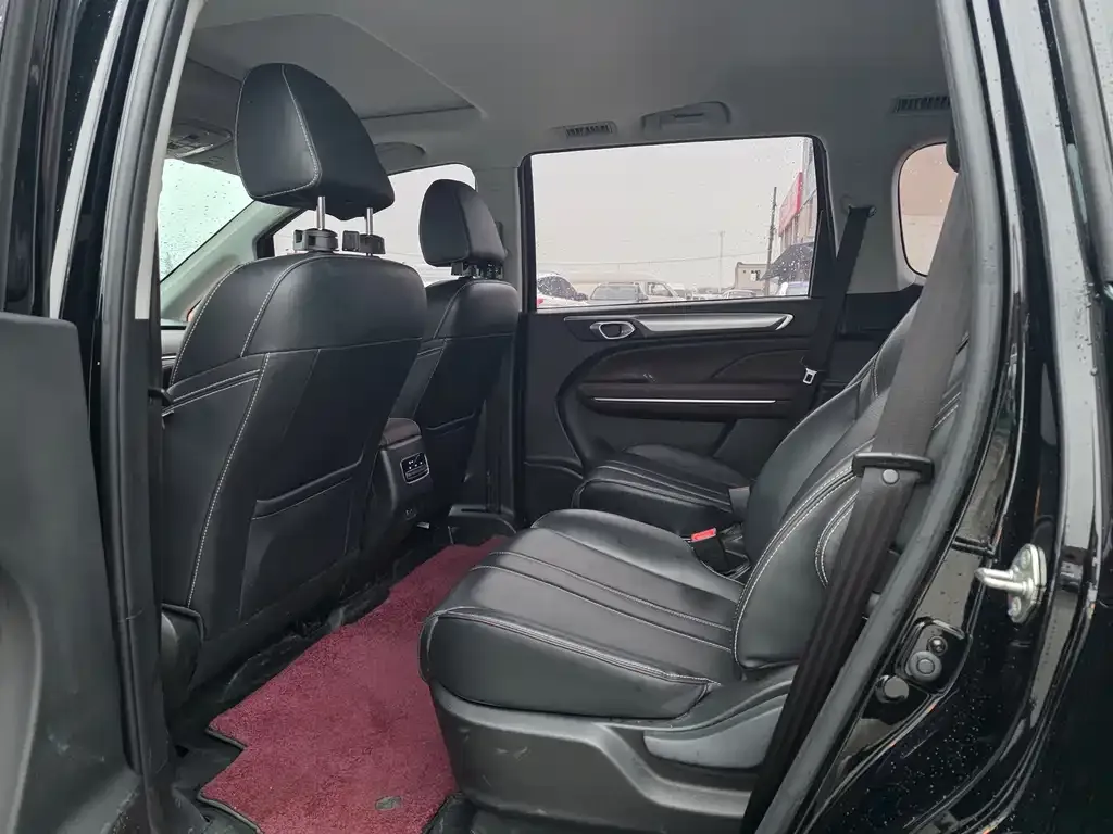 GAC Motor Trumpchi M6 — фото 10