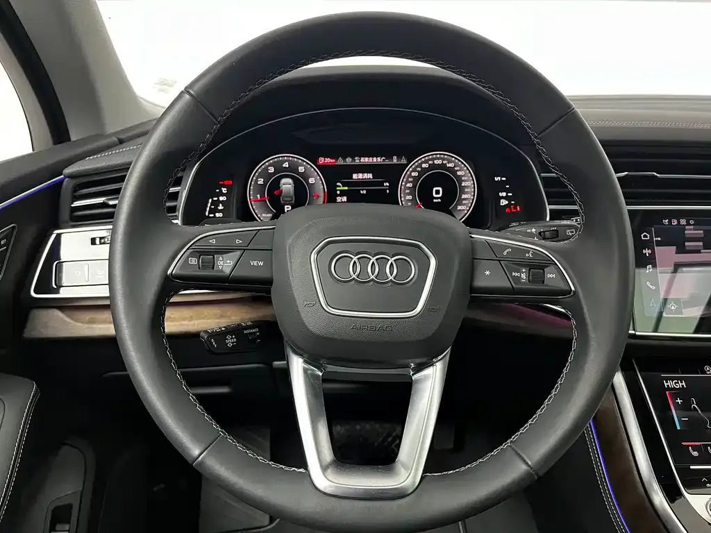Audi Q7 2026 из CN, фото 6