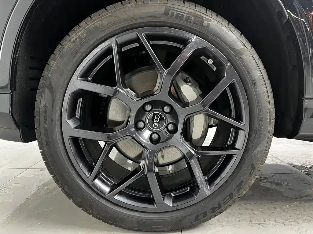 Audi Q7 2026 из CN, фото 10