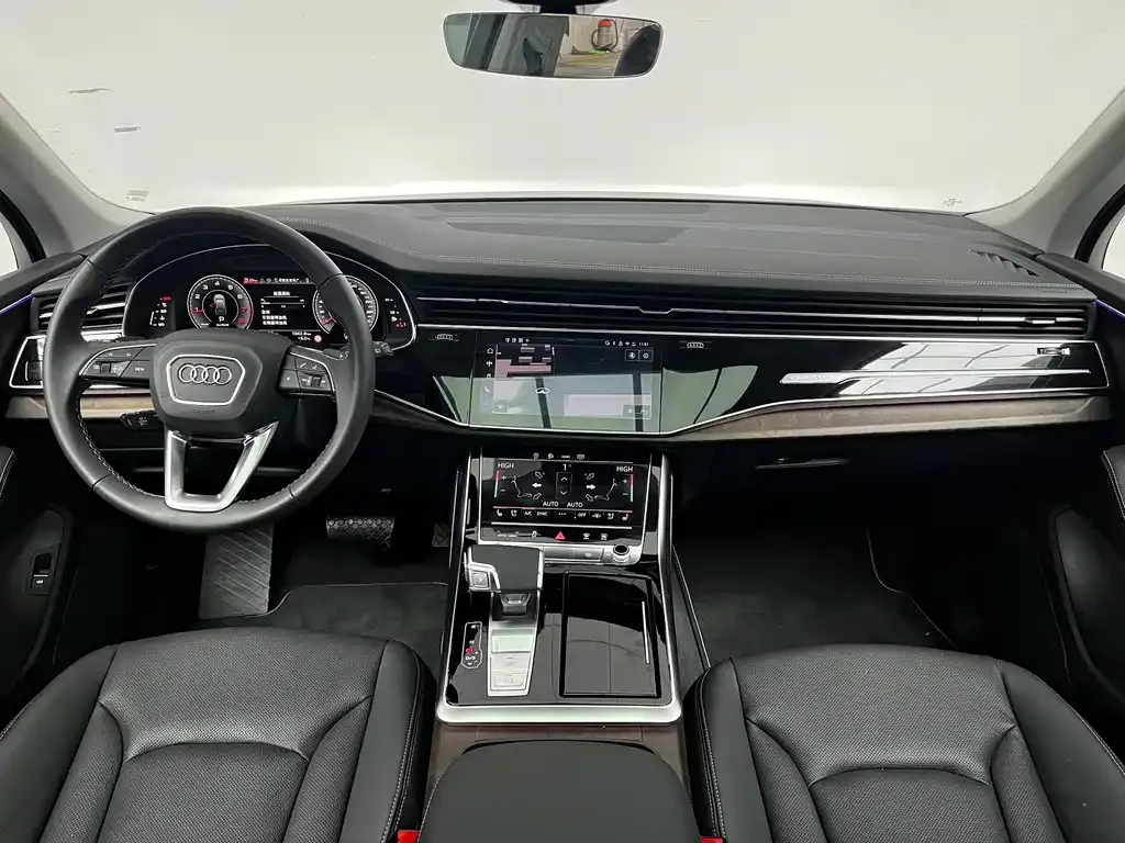 Audi Q7 2026 из CN, фото 4