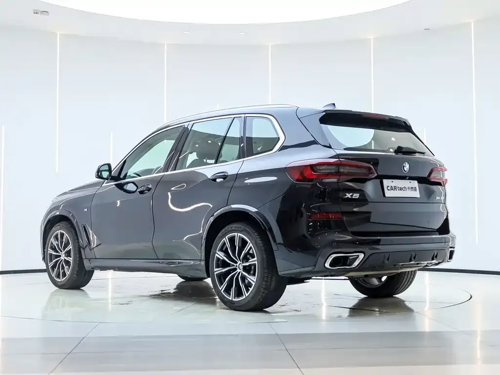 BMW X5 (Import) — фото 8