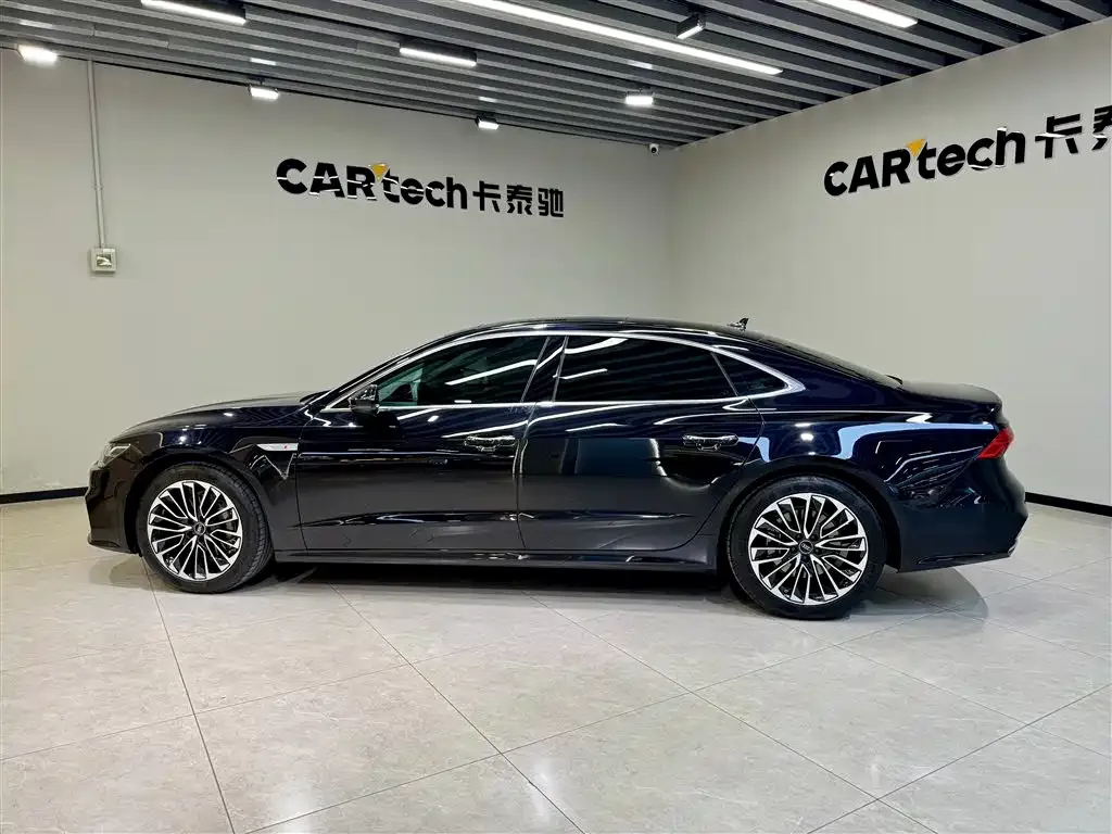 Audi A7L 2024 из CN, фото 3