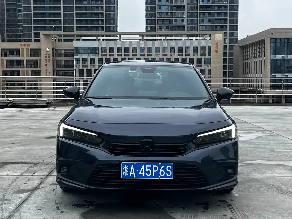 Honda Civic — фото 10