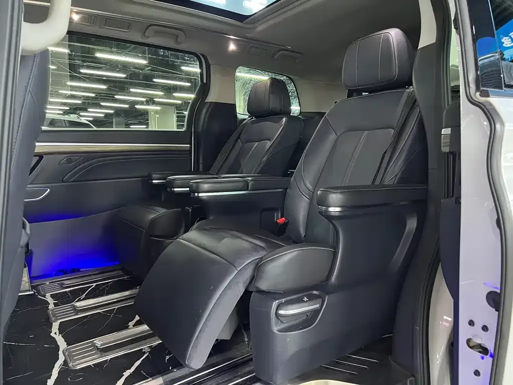 GAC Motor Trumpchi M8 — фото 6