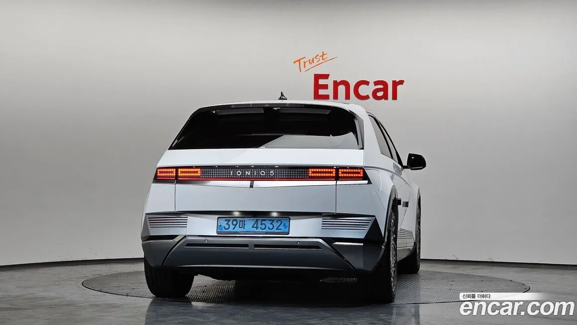 Hyundai Ioniq5 — фото 2
