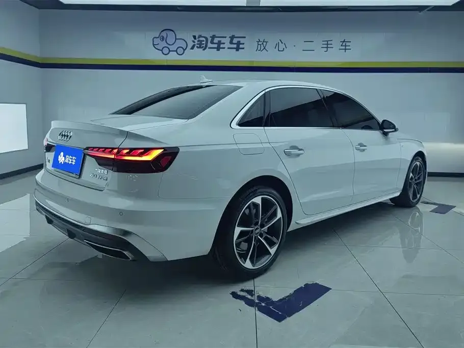 Audi A4L 2024 из CN, фото 3