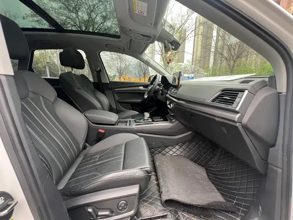 Audi Q5L 2022 из CN, фото 4