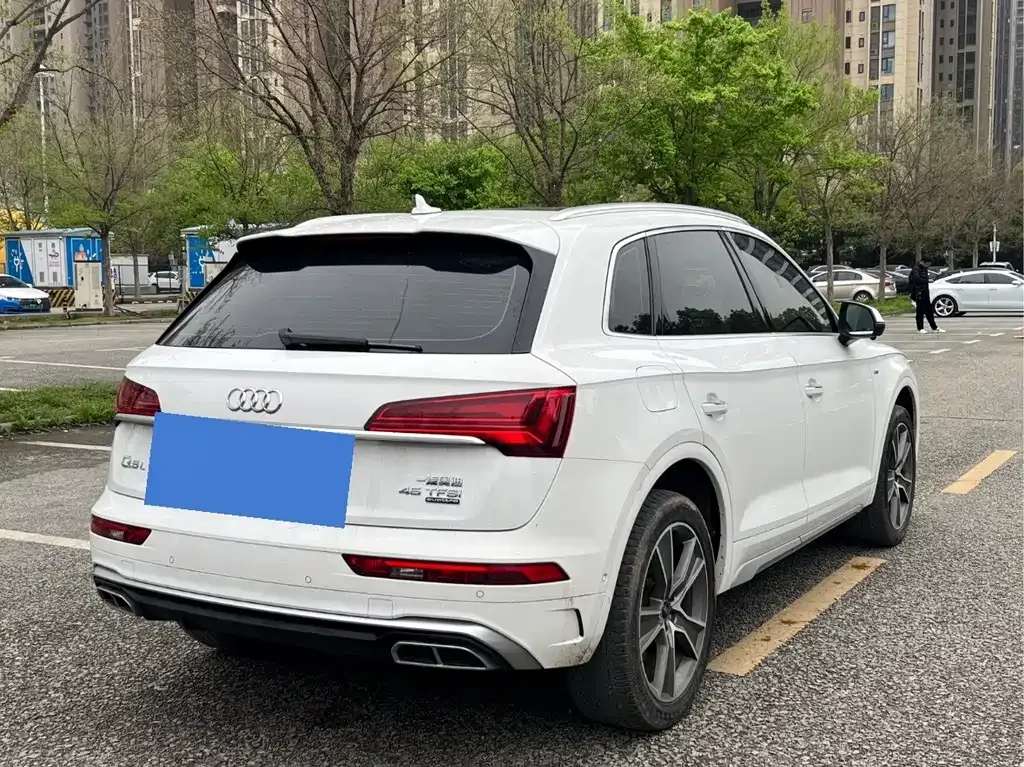 Audi Q5L 2022 из CN, фото 8