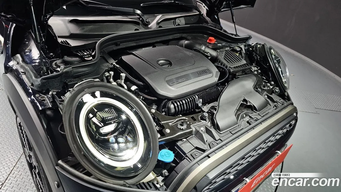 Mini Cooper 2023 из KR, фото 8