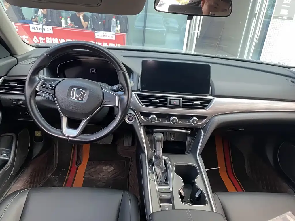 Honda Accord — фото 2