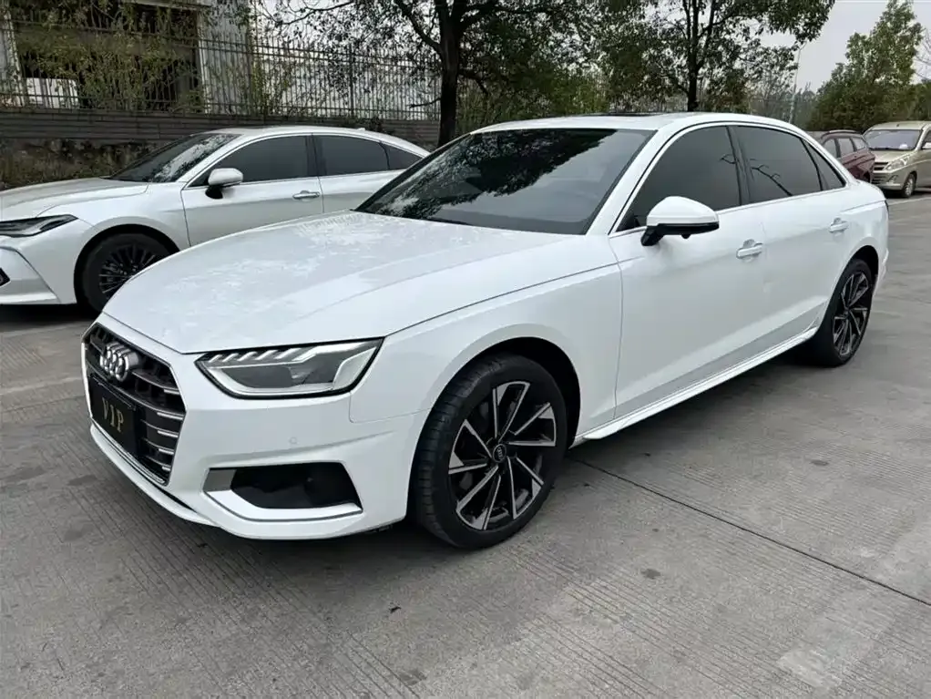 Audi A4L — фото 5
