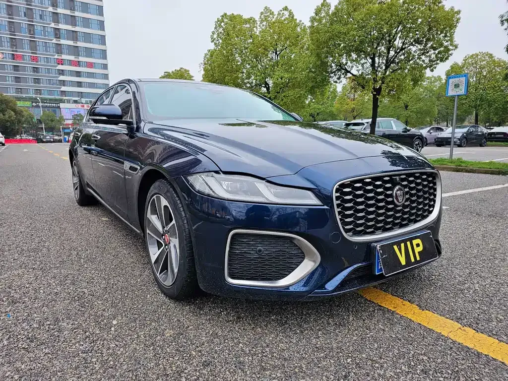 Jaguar XFL — фото 10
