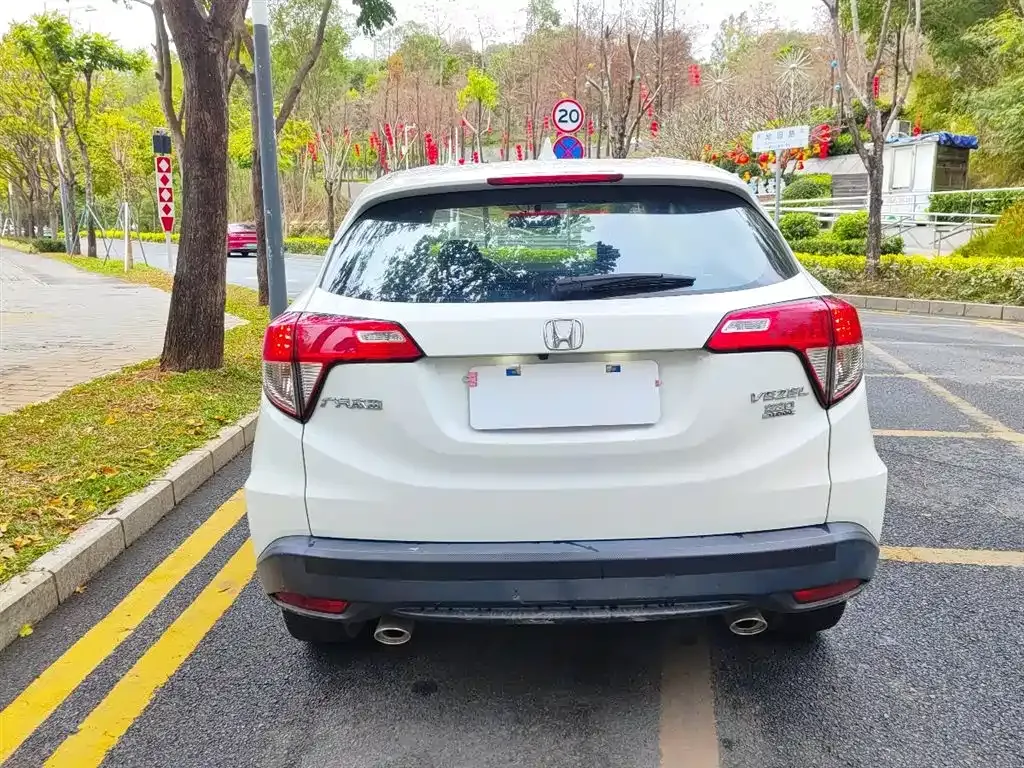 Honda Vezel 2021 из CN, фото 4